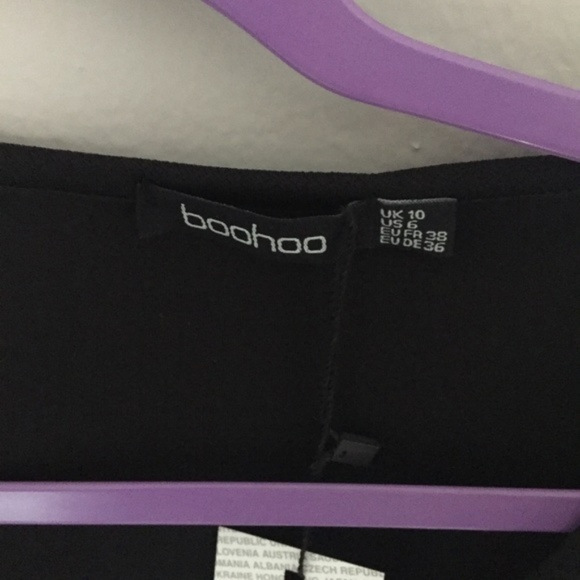 NWT Boohoo Front Black Front Tie Cropped Blouse Top - Picture 6 of 6